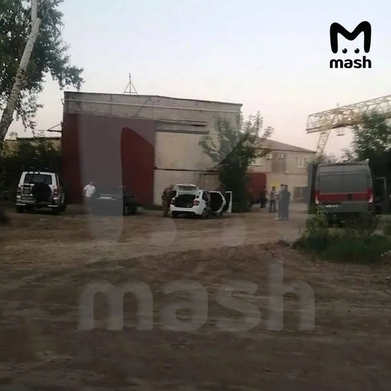 https://static.mash.ru/unsafe/rs:fit:800:800/czM6Ly9tYXNoL2ltYWdlLzIwMjUtMDYtMDIvZDg2YTMxNjUtOTJiYS00ODYwLTlhNWEtNWNhYWM4MjFhODc1LmpwZWc