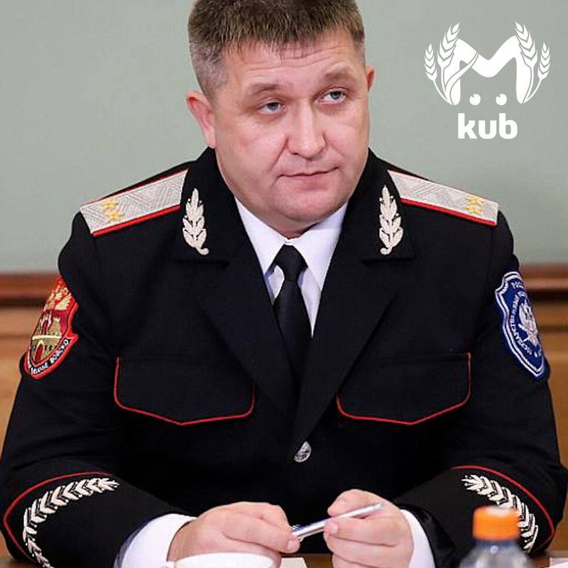 В кабинете вице-губернатора Краснодарского края Александра Власова проводят обыски
