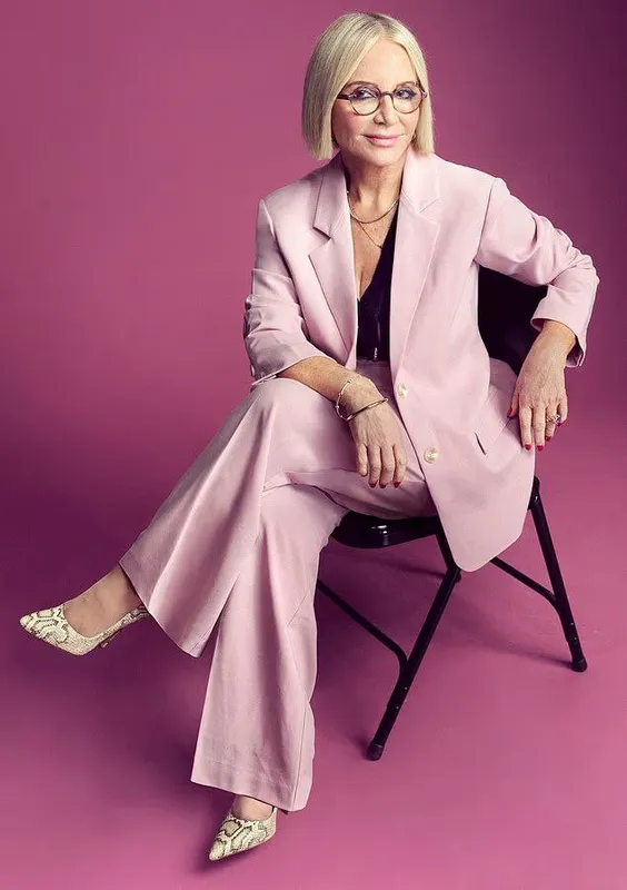 Бывший личный экстрасенс принцессы Дианы, Умы Турман и Роберта де Ниро завела аккаунт на OnlyFans