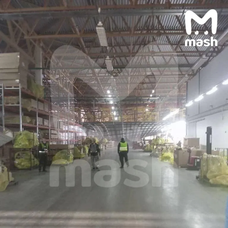 Появились первые кадры после обрушения крыши на заводе Evolute в Липецкой области