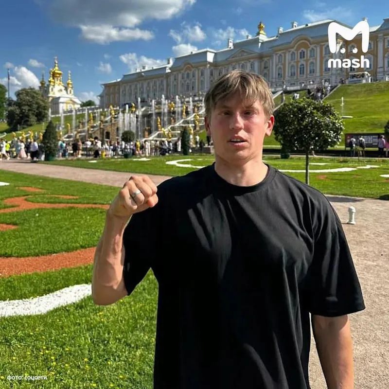 Комик Алексей Щербаков втайне устроил мини-тур по России