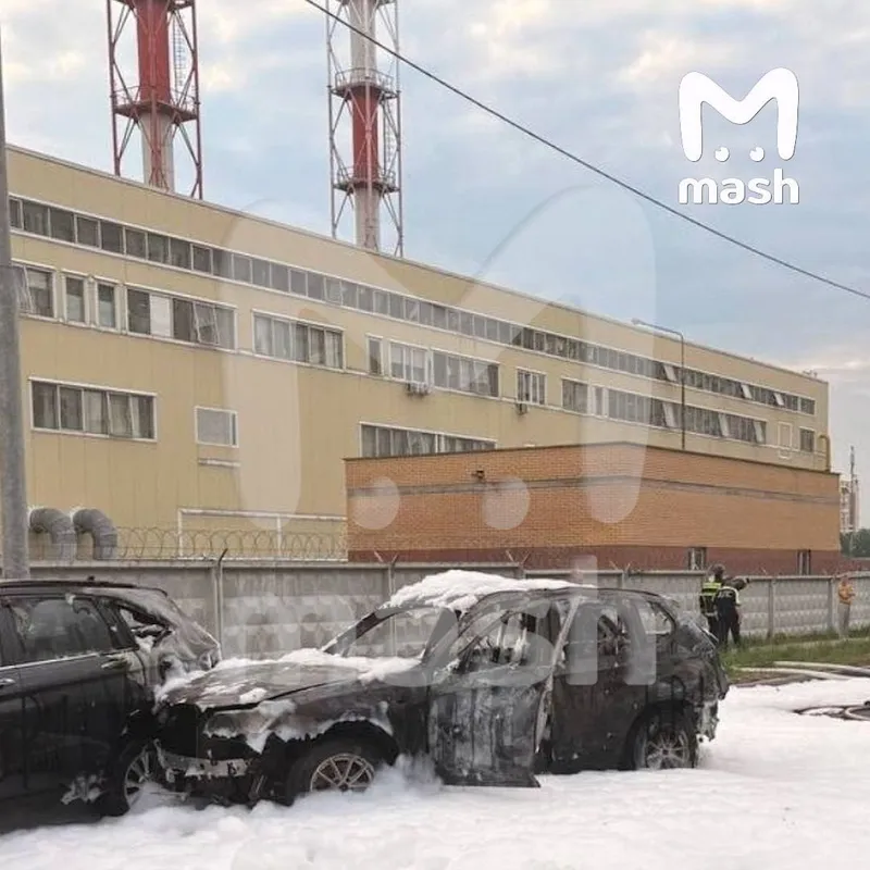 В подмосковной Балашихе взорвали автомобиль, момент попал на видео