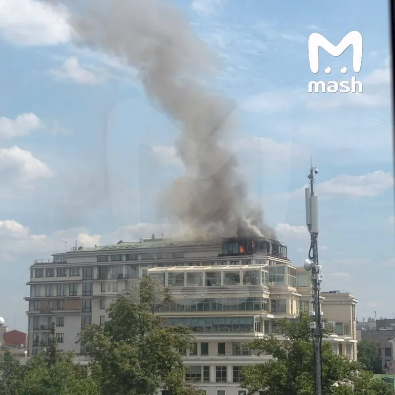 В Москве загорелся ЖК "На Страстном бульваре"